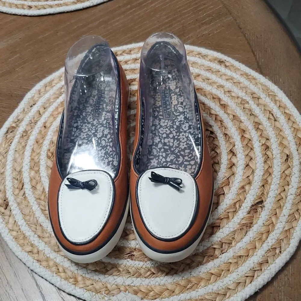 Sperry Top Sider Leather Shoes Size 8 Women's Loafers Patent Round Toe